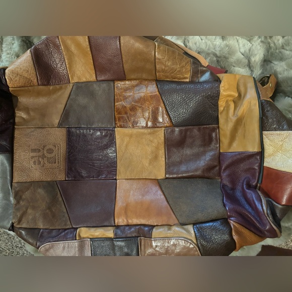 Handmade patchwork, genuine, leather duffel bag, one of a kind from Mexico - Picture 7 of 13